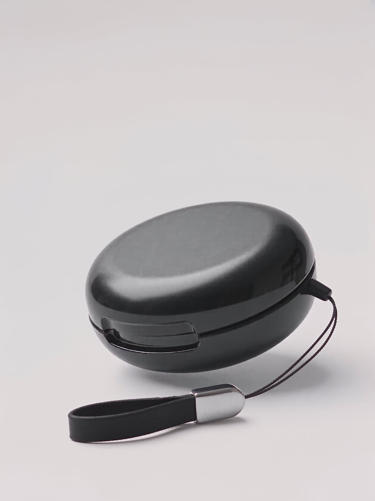 The MYUT THREE cap rotating between its three noise settings.